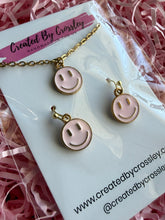 Load image into Gallery viewer, Light Pink Happy Face Jewellery Set
