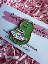 Load image into Gallery viewer, Reading Frog Pin Badge
