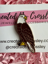 Load image into Gallery viewer, Eagle Bird Pin Badge
