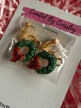 Load image into Gallery viewer, Christmas Wreath Clip On Earrings
