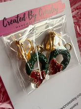 Load image into Gallery viewer, Christmas Wreath Clip On Earrings
