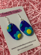 Load image into Gallery viewer, Blue Flower Clay Earrings
