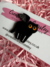 Load image into Gallery viewer, Bat Cat Pin Badge
