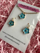 Load image into Gallery viewer, Blue Flower Jewellery Set
