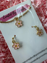 Load image into Gallery viewer, Mini Flower Jewellery Set
