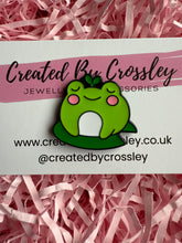 Load image into Gallery viewer, Frog Pin Badge
