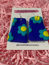 Load image into Gallery viewer, Blue Flower Clay Earrings
