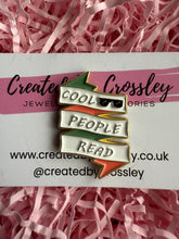 Load image into Gallery viewer, Cool People Read Pin Badge
