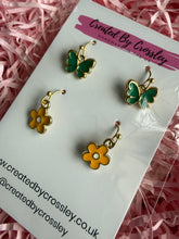 Load image into Gallery viewer, Butterfly Flower Earring Duo
