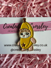 Load image into Gallery viewer, Banana Cat Pin Badge
