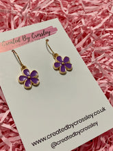 Load image into Gallery viewer, Purple Flower Charm Earrings
