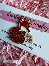 Load image into Gallery viewer, Fox Pin Badge
