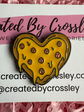 Load image into Gallery viewer, Pizza Heart Pin Badge
