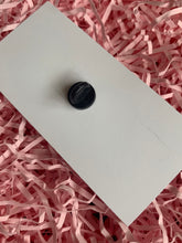 Load image into Gallery viewer, Cat Pin Badge
