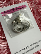 Load image into Gallery viewer, Moon and Star Clip On Earrings
