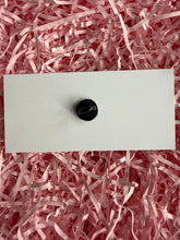 Load image into Gallery viewer, Plant Daddy Pin Badge

