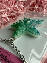 Load image into Gallery viewer, Large Starfish Charm Necklace
