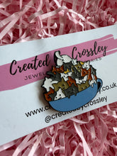 Load image into Gallery viewer, Mug of Cats Pin Badge
