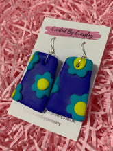 Load image into Gallery viewer, Blue Flower Clay Earrings
