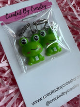 Load image into Gallery viewer, Frog Clip On Earrings
