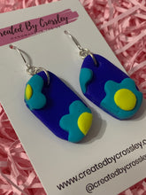 Load image into Gallery viewer, Blue Flower Clay Earrings
