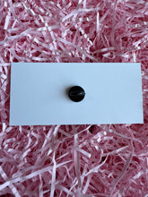 Load image into Gallery viewer, Funny White Cat Pin Badge
