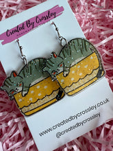 Load image into Gallery viewer, Sleepy Cat Charm Earrings
