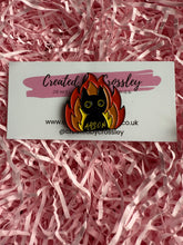 Load image into Gallery viewer, Fire Cat Pin Badge
