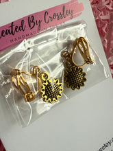 Load image into Gallery viewer, Mini Sunflower Clip On Earrings
