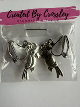 Load image into Gallery viewer, Parrot Clip On Earrings
