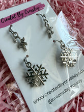 Load image into Gallery viewer, Candycane Snow Earring Duo
