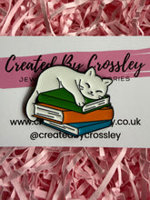Load image into Gallery viewer, Book Cat Pin Badge
