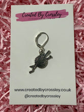 Load image into Gallery viewer, Craft Wool Charm Clip Charm and Stitch Markers
