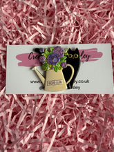 Load image into Gallery viewer, Flower Watering Can Cat Pin Badge
