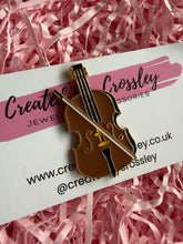 Load image into Gallery viewer, Cello Pin Badge
