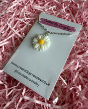 Load image into Gallery viewer, White Flower Charm Necklace
