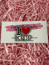 Load image into Gallery viewer, I Love Kpop Pin Badge

