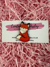 Load image into Gallery viewer, Fox Pin Badge
