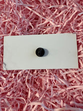 Load image into Gallery viewer, Flower Frog Pin Badge
