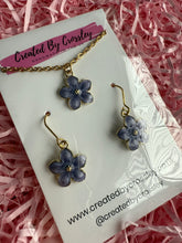 Load image into Gallery viewer, Purple Flower Jewellery Set
