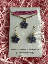 Load image into Gallery viewer, Purple Flower Jewellery Set
