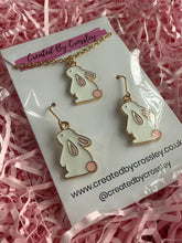 Load image into Gallery viewer, White Rabbit Jewellery Set
