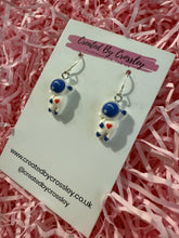 Load image into Gallery viewer, Astronaut Charm Earrings
