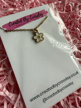Load image into Gallery viewer, Mini White Flower Necklace
