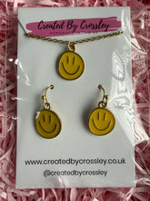 Load image into Gallery viewer, Yellow Happy Face Jewellery Set
