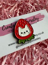 Load image into Gallery viewer, Strawberry Cat Pin Badge
