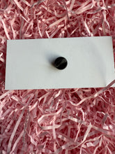 Load image into Gallery viewer, Strawberry Cat Pin Badge
