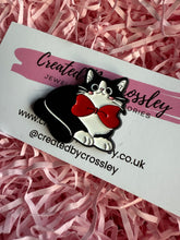Load image into Gallery viewer, Bow Cat Pin Badge
