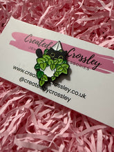 Load image into Gallery viewer, Plant Cat Pin Badge
