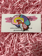 Load image into Gallery viewer, Anatomical Brain Pin Badge
